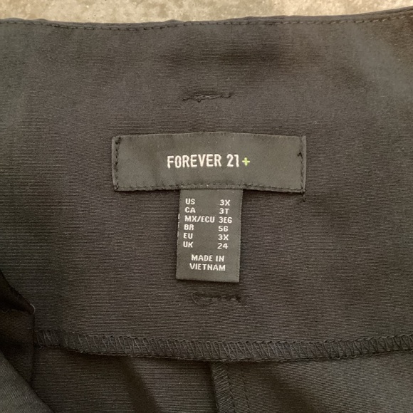 Forever 21+ Black Dress Wide-Leg Pants Size 3X workwear office staple capsule - Picture 5 of 5